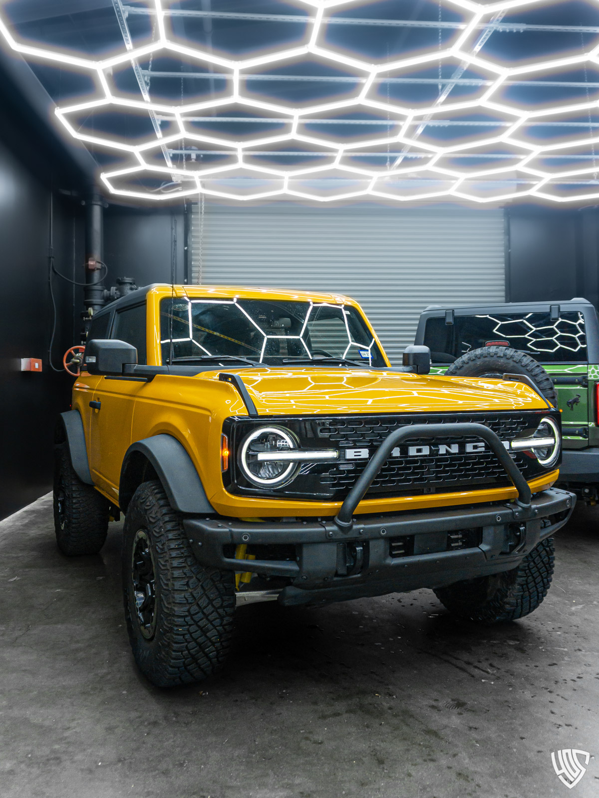 Ford Bronco Modded by 405 Motoring